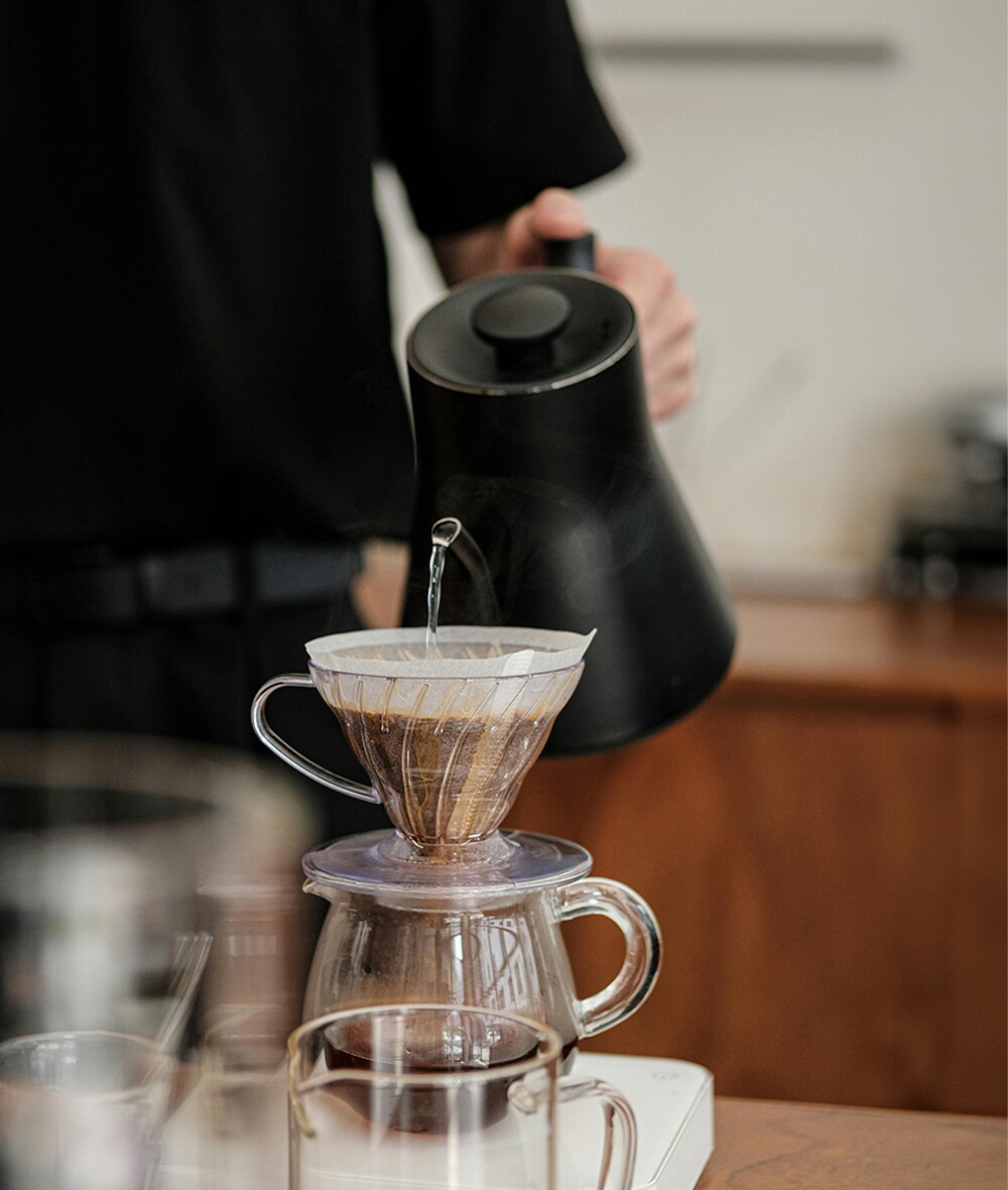 Paso Paso koffie inschenken